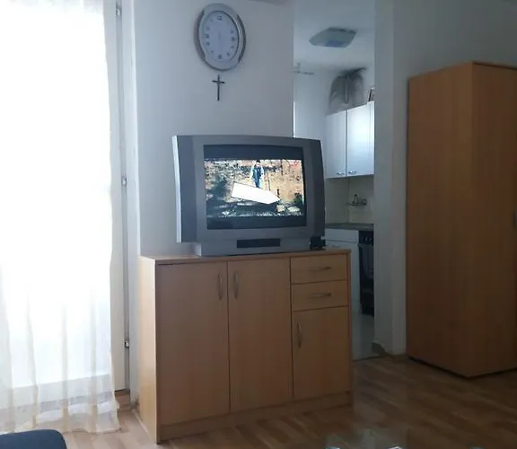 Ema Апартаменти Спліт